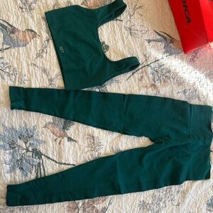 SET ACTIVE Legging and Sport Bra Set